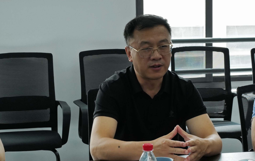 搭平台、拓场景、促合作|青岛市政府副秘书长、市投促办第一副主任王孝芝一行莅临金年金字招牌诚信至上智能参观指导(图4)