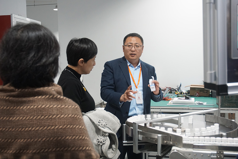 金年金字招牌诚信至上资讯 | 上海市闵行区工商联、青促会一行莅临金年金字招牌诚信至上走访调研(图5)